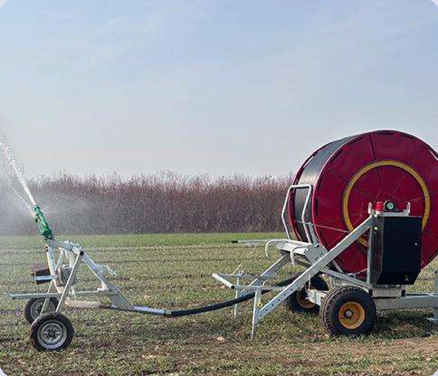 Single-gun hose-reel irrigator · JP