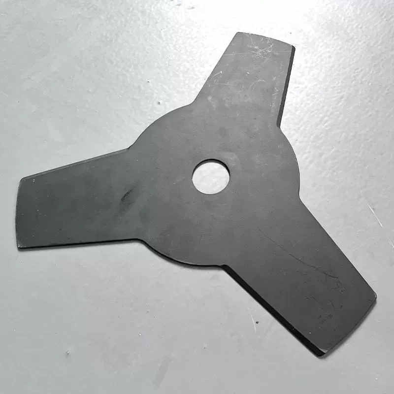 Three-point mower blade · 03-2551905