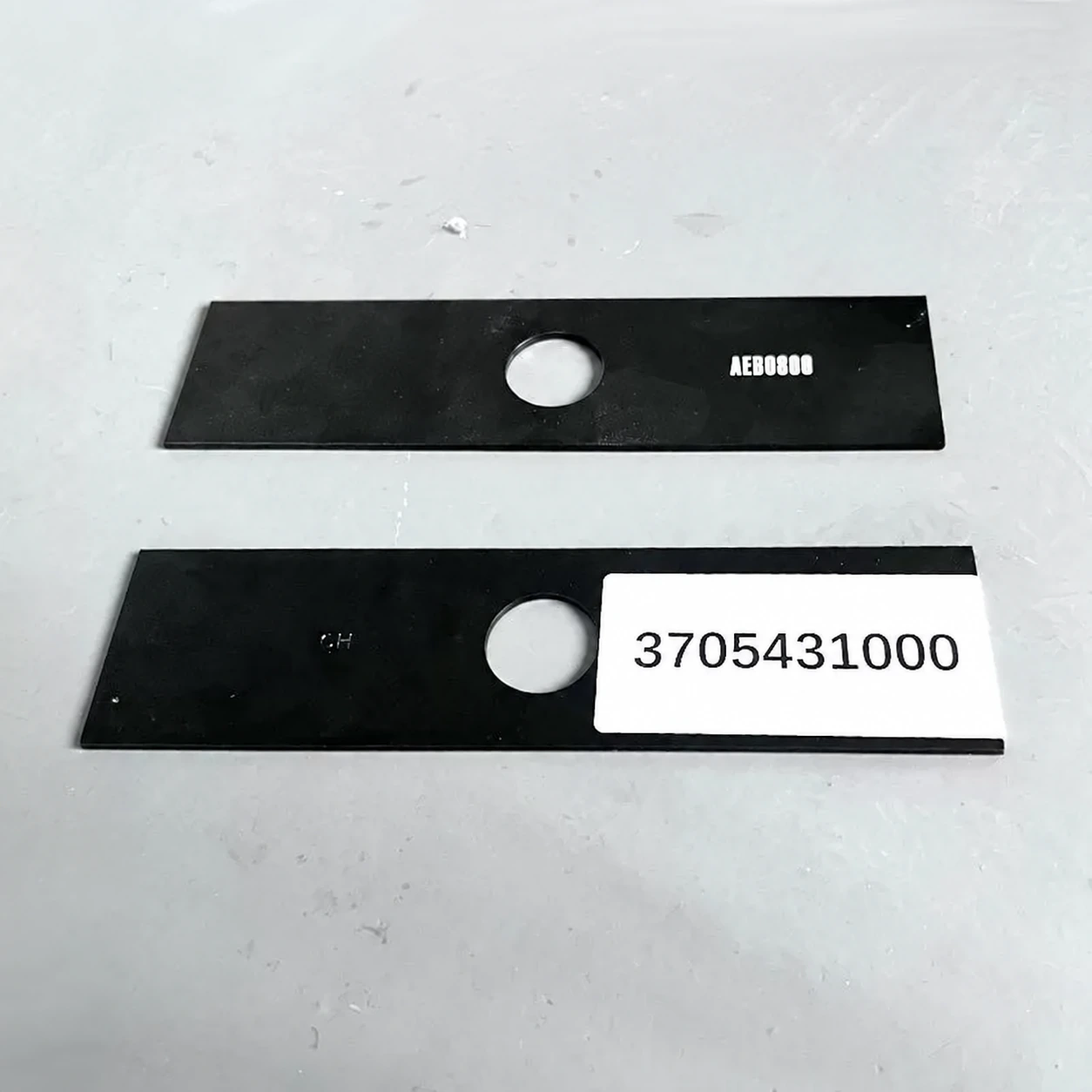 Mulching mower blade · 3705431000